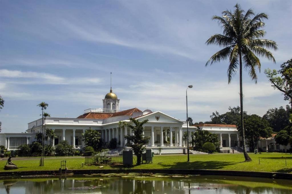 Arch Hotel Bogor Eksteriør billede