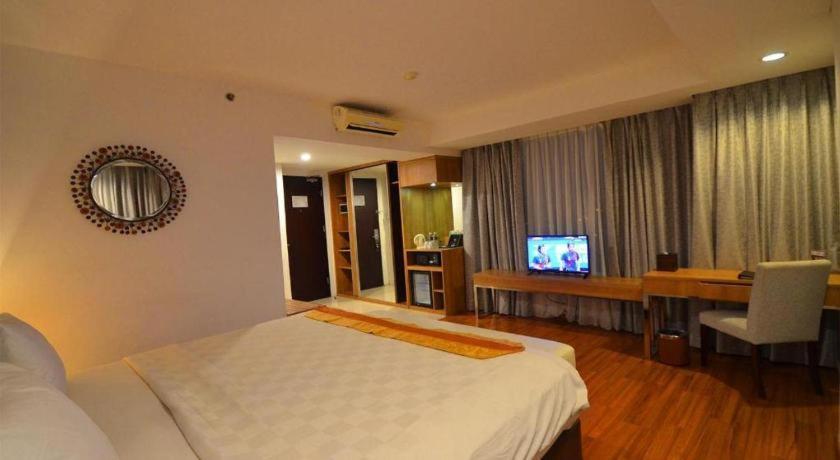 Arch Hotel Bogor Eksteriør billede