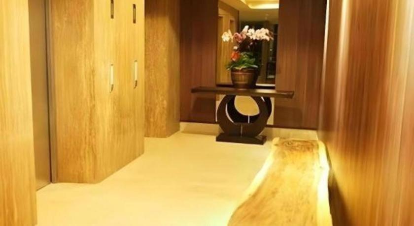 Arch Hotel Bogor Eksteriør billede