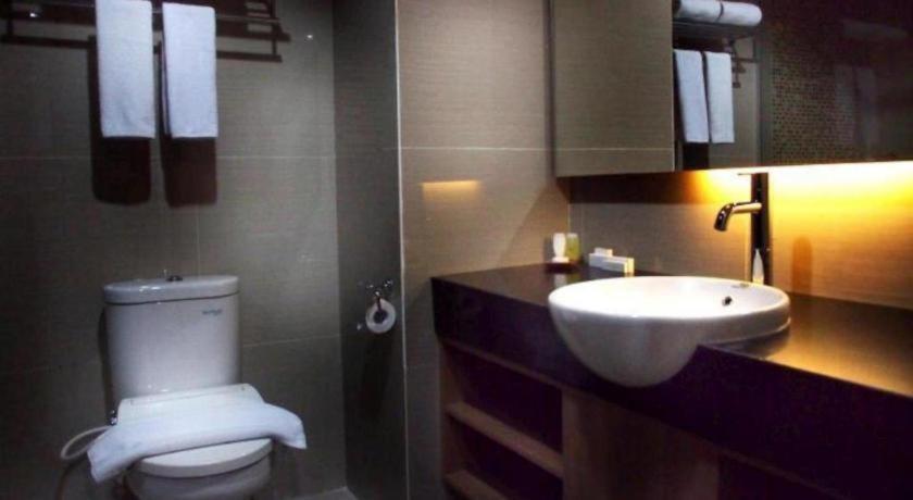 Arch Hotel Bogor Eksteriør billede